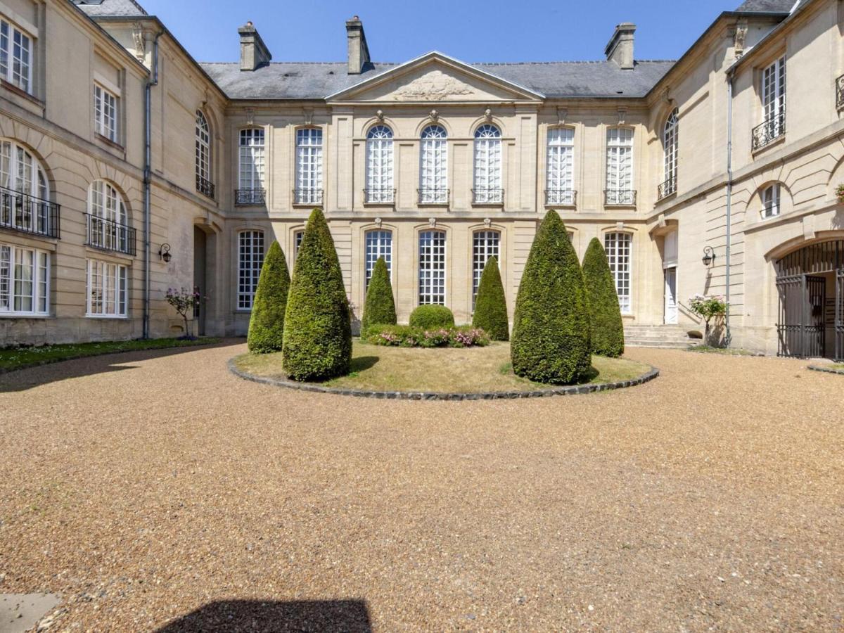 Heritage Apartment In Bayeux Near Museum Of Art Eksteriør billede
